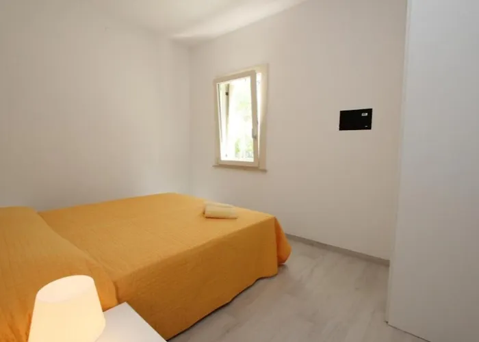 Διαμέρισμα Cozy With Private Garden *