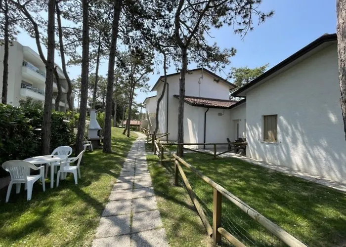 Διαμέρισμα Cozy With Private Garden *