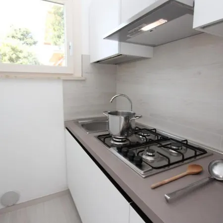 Cozy With Private Garden Appartement *