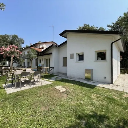 Cozy With Private Garden * Bibione